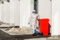 В Сургуте найдена опасная свалка медотходов