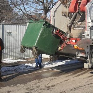 Кто будет вывозить медицинские отходы класса А?